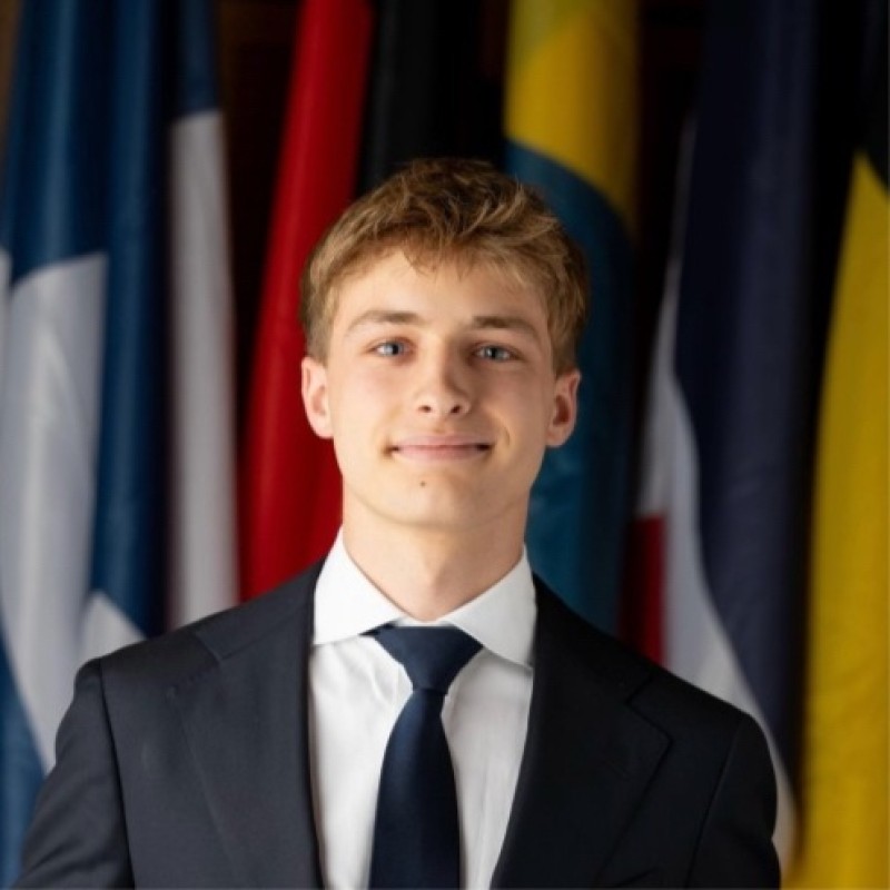 Tobias Becker